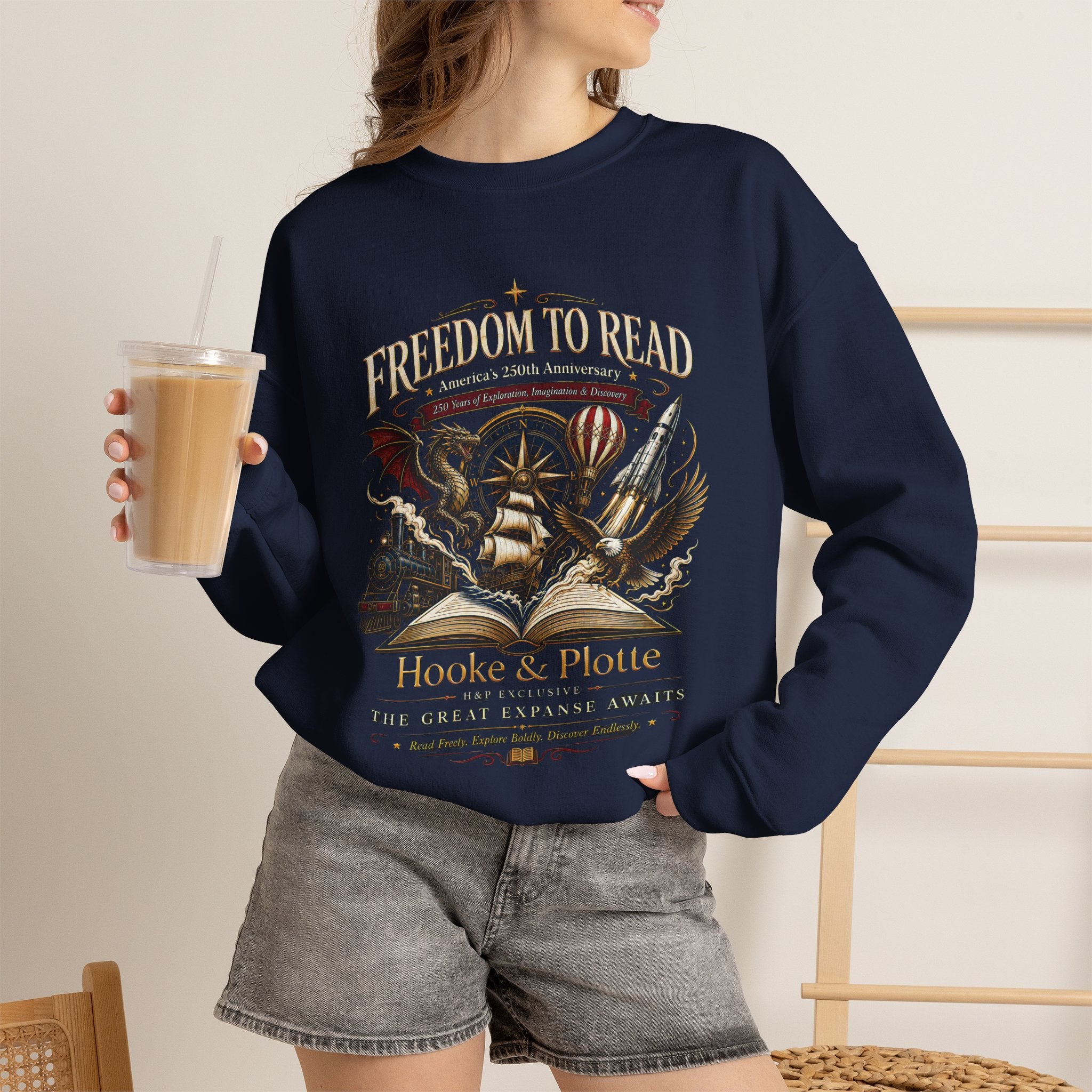 Freedom to Read Crewneck Sweatshirt – Vintage Patriotic Book Lover Design